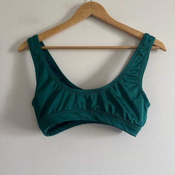 Ris-k Green Shimmer Scoop Neck Swim Bikini Top size Medium EUC - Picture 2 of 4
